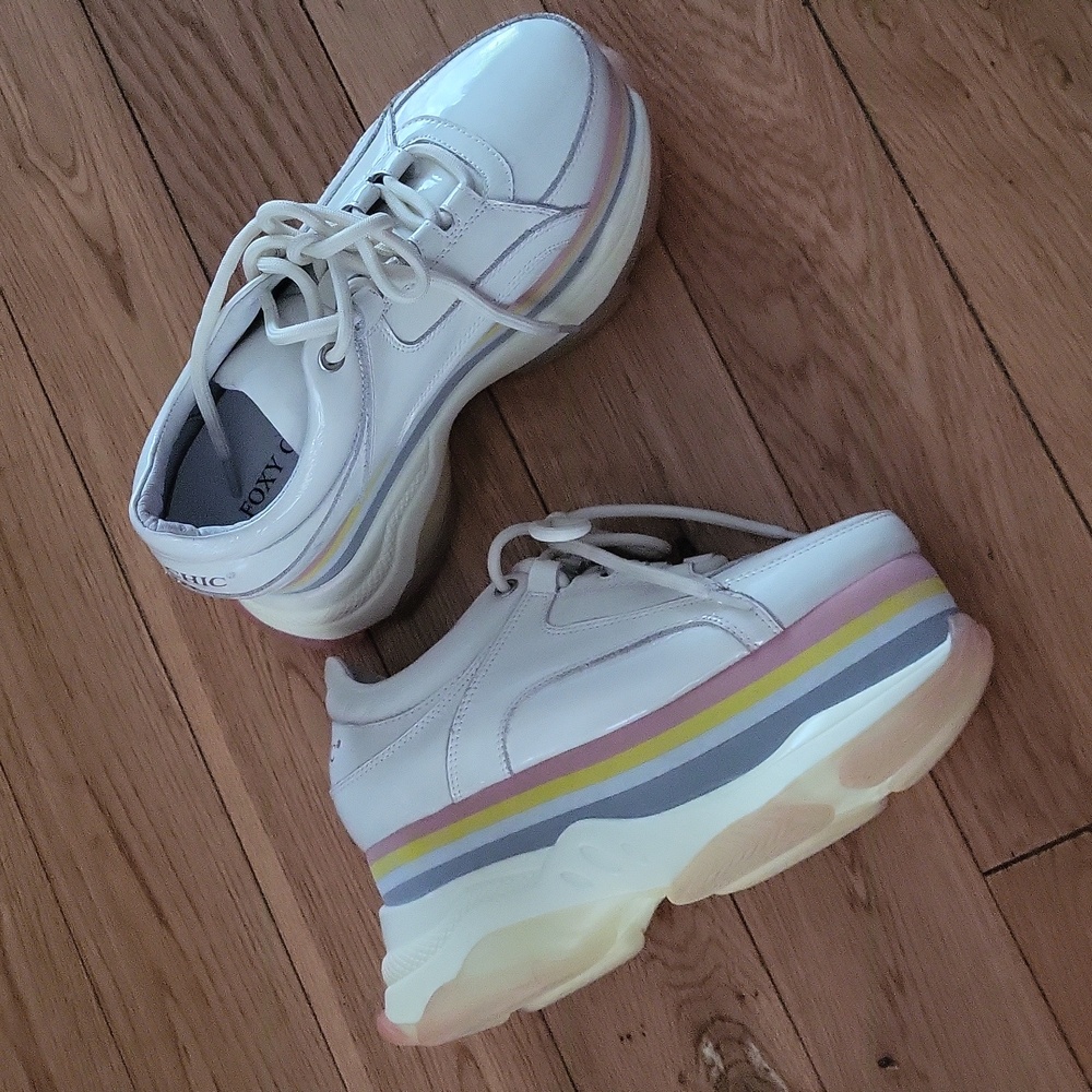 Foxy chic cream mega platforms size 6